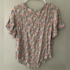 M Loft Flutter Sleeve Keyhole Back Short Sleeve Shirt